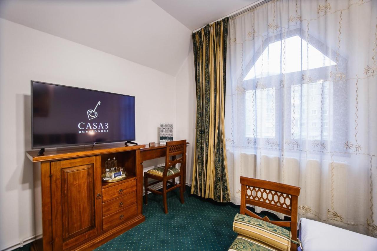 Casa 3 Guesthouse Oradea Exterior photo