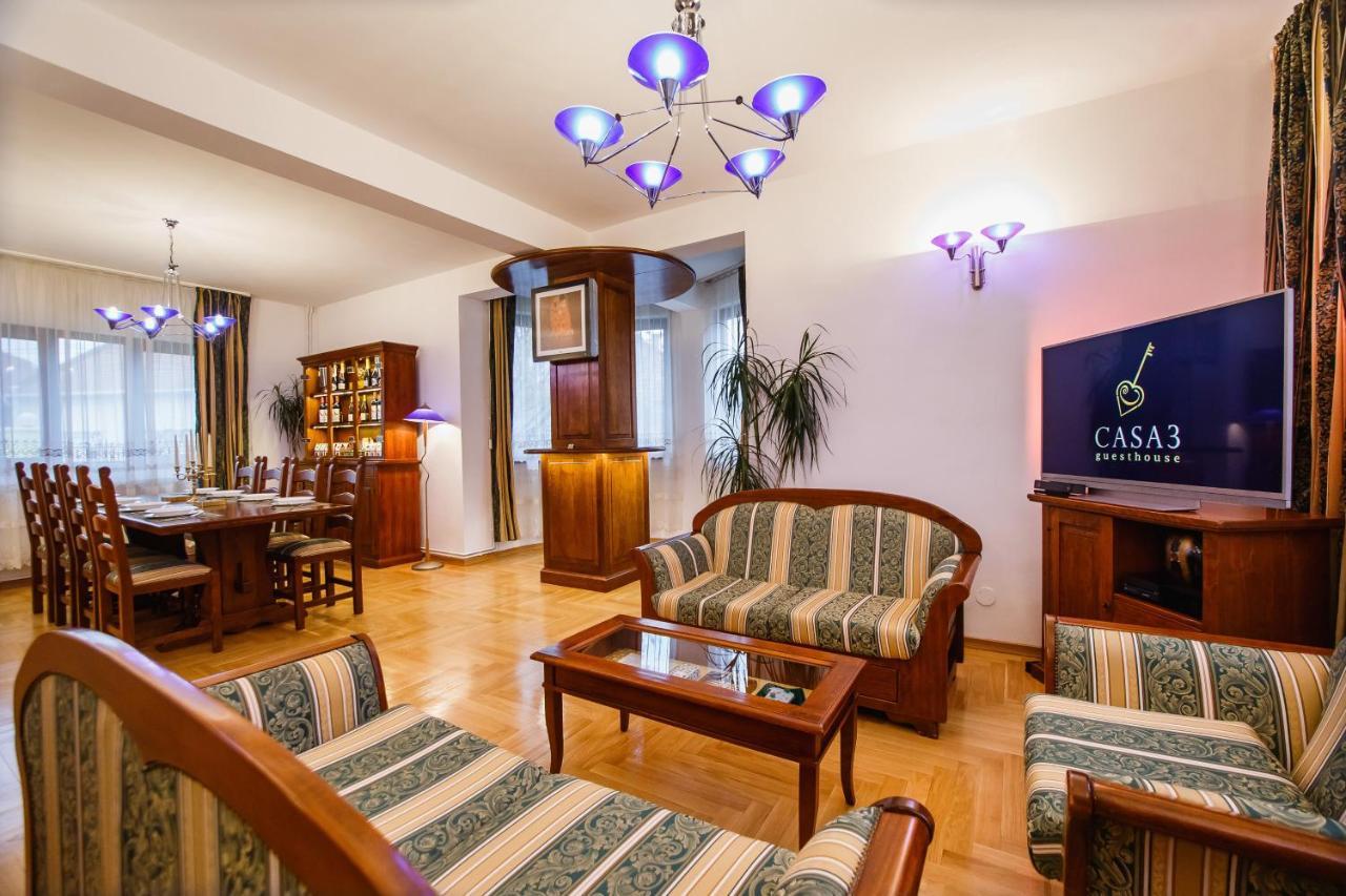 Casa 3 Guesthouse Oradea Exterior photo